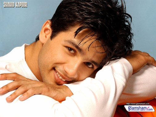 shahid kapoor in vivah movie 1024x768 download hd wallpaper wallpapertip shahid kapoor in vivah movie 1024x768