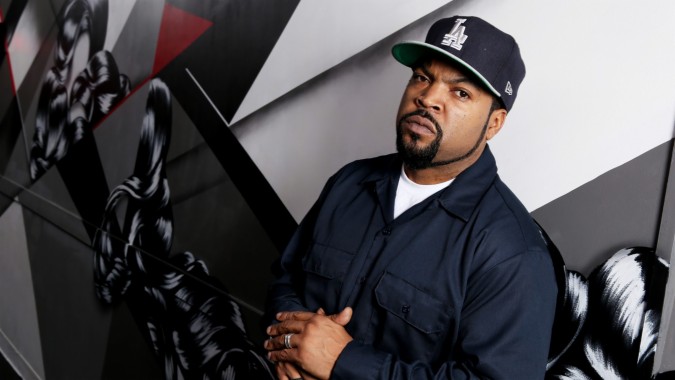 ice cube wallpaper 4k 2048x1152 download hd wallpaper wallpapertip ice cube wallpaper 4k 2048x1152