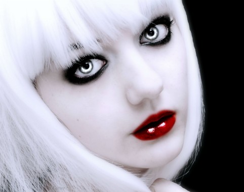 Hairstyle Of The Girl Vampire - Vampir Girl Wallpaper Art - 1920x1408 ...