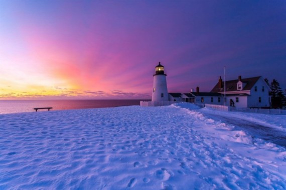 Winter Beach Desktop Wallpaper - Pemaquid Point Light - 890x593 ...