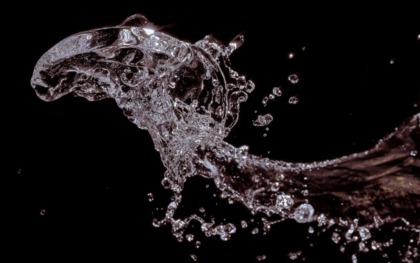 Featured image of post Black Water Wallpaper Hd Download