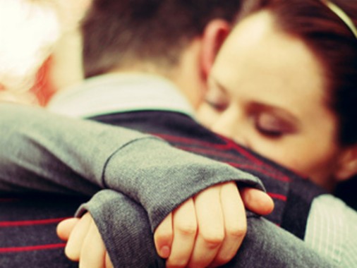 Couple Hug Wallpaper Download We Love Each Other 1024x768 Download Hd Wallpaper Wallpapertip