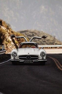 300 Sl Wallpaper Phone 711x1065 Download Hd Wallpaper Wallpapertip