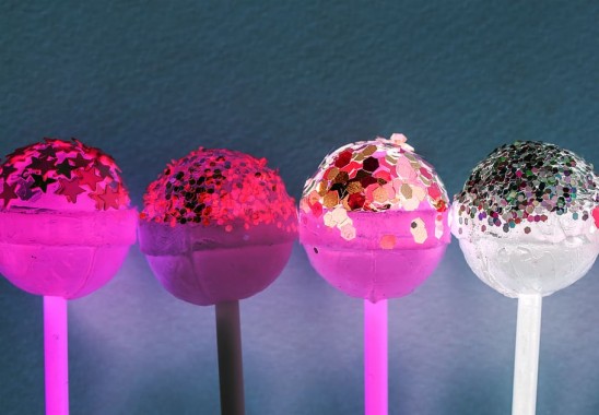 Four Filled Lollipops Assortment Background Candy Lollipop Background Hd 910x631 Download Hd Wallpaper Wallpapertip