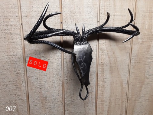 Deer Skull Wallpaper - 7952x5304 - Download HD Wallpaper - WallpaperTip