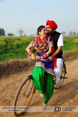 Newly Married Punjabi Couple Pics - Sweet Punjabi Wedding Couple ...