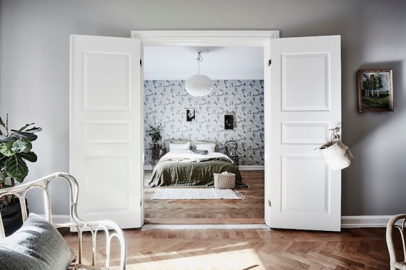 Bold Wallpaper Scandinavian Style Doors - Scandinavian Style Interior