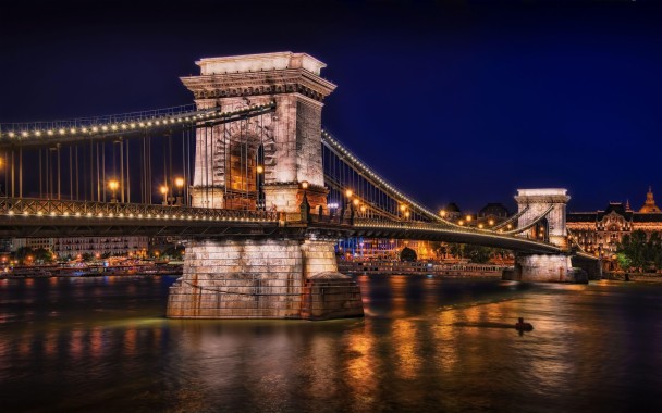 Chain Bridge, Budapest, Hungary, Europe, Danube, 8k - Széchenyi Chain 