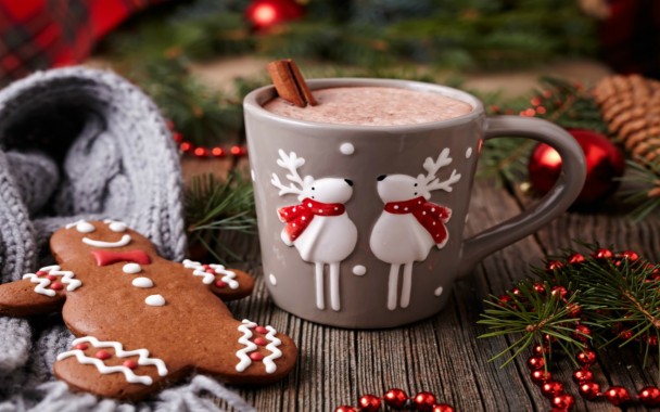 Gingerbread Man Wallpapers - Gingerbread Cookies And Hot Chocolate ...