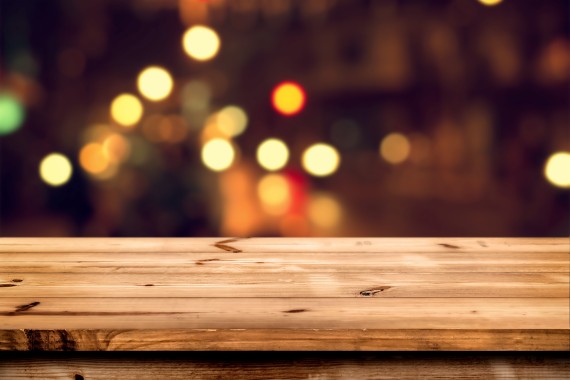 Empty Wood Table Top On Blurred Background Premium - Plank - 626x417