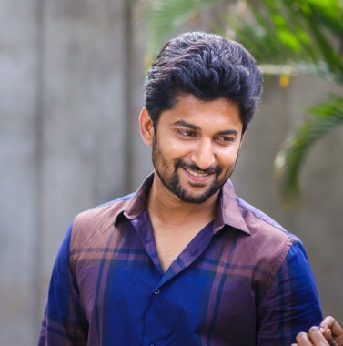 Cute And Side Look Image Of Nani - Nani Actor - 999x1005 - Download HD ...