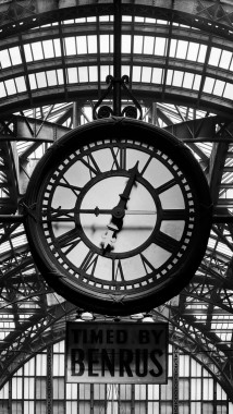 Black And White Clock Wallpaper Iphone - 640x1136 - Download HD