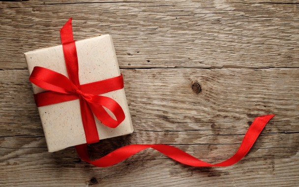 Gift Box Background Free 1680x1050 Download Hd Wallpaper